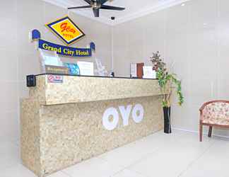 Lobi 2 Super OYO 546 Grand City Hotel