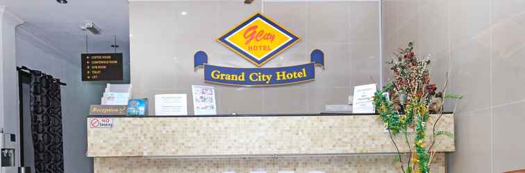 Lobi Super OYO 546 Grand City Hotel