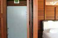 Toilet Kamar Nadia Guesthouse