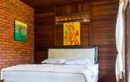 Kamar Tidur 5 Nadia Guesthouse