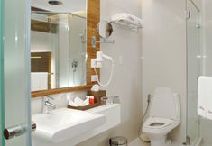 客室内バスルーム 5 Sacha's Hotel UNO