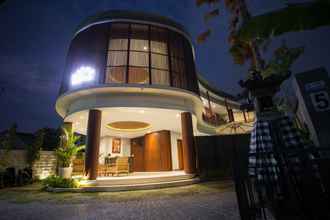 Bangunan 4 Curve Guest House