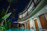 Luar Bangunan Curve Guest House