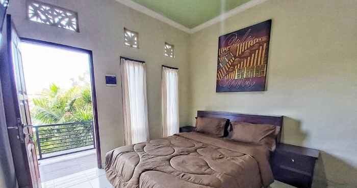 Bedroom Shinta House