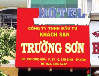 Bên ngoài 2 Truong Son Hotel 