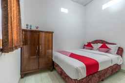 OYO 1082 Kost Arie 1 Near RSIP Persahanatan, USD 7.28