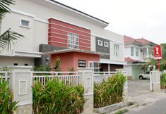 Exterior 2 OYO 1167 Home STY Residence