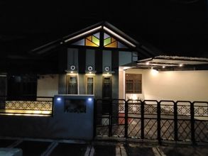 外部的 4 2 Bedrooms at Abadi Homestay