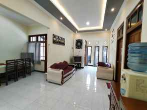 Lobby 4 2 Bedrooms at Abadi Homestay