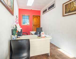 Sảnh chờ 2 OYO 1370 Sudirman Guesthouse Syariah