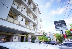 Bên ngoài 4 OYO 1429 Bastiana Residence
