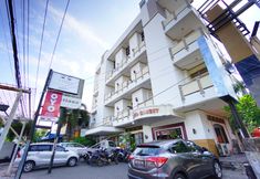Bên ngoài 2 OYO 1429 Bastiana Residence