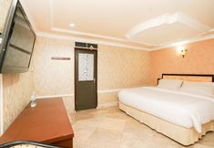 Bedroom 5 Istana Permata Hotel Dinoyo Surabaya