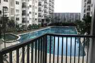 Kolam Renang Apartment Light Signature Cawang By Eti