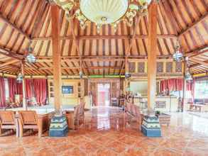 Lobby 4 Joglo Garut Cottage Syariah