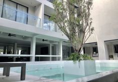 Swimming Pool 3 Por Daowadung