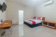 Bedroom OYO 1448 Mangga Dua Guest House