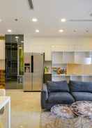 LOBBY Business City - Vinhome Golden River Apartment