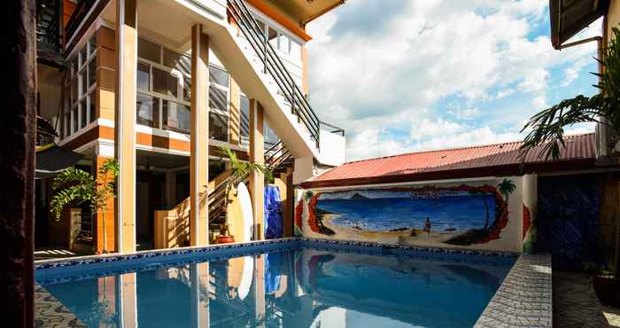 Swimming Pool Kakay Beach Resort and Hotel