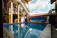 Swimming Pool Kakay Beach Resort and Hotel