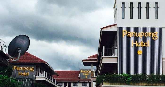 Lobi Panupong Hotel