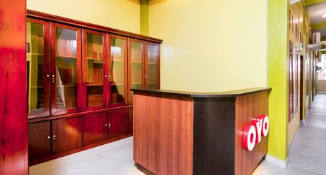 Lobby 2 OYO 1235 Tona Residence