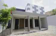 Exterior 5 OYO 1909 Edelweiss Residence Syariah