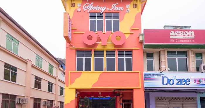 Luar Bangunan Super OYO Capital O 89366 Spring Inn Hotel