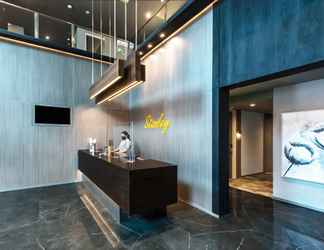 Lobby 2 Stanley Wahid Hasyim Jakarta