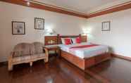 Bilik Tidur 2 Super OYO 89300 Zen Garden Resort