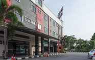 Bên ngoài 3 OYO 1163 Hotel Pulai