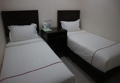 Bedroom 7 DCozy Hotel