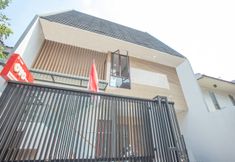 外観 4 OYO 1496 Weleri 07