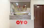 Lobi 4 OYO 89717 Budget Star Hotel