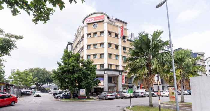 Exterior OYO 89717 Budget Star Hotel