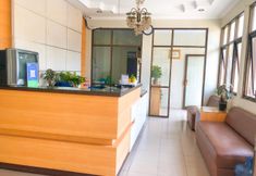 ロビー 6 Hotel Permata Majenang