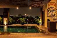 Swimming Pool Sotis Hotel Kemang Jakarta