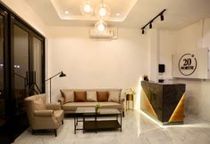 로비 3 20° North Hotel Mae Sai