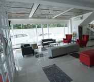 Lobby 2 Cotton House Monjali		