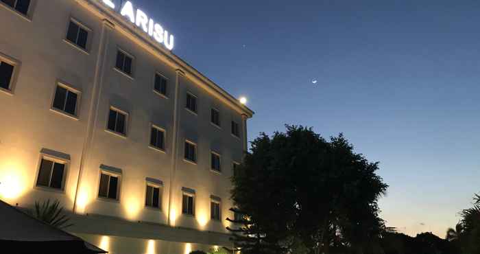 Bangunan Hotel Arisu