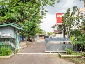 外部的 4 OYO 1285 Wisma Marliando