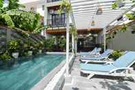 Kolam Renang Royal Tourist Villas