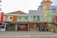 ภายนอกอาคาร Ciliwung Family Residence