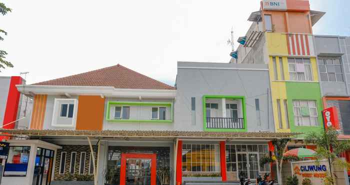 Exterior Ciliwung Family Residence