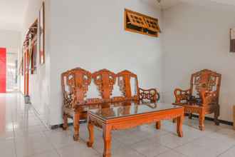 Lobby 4 Ciliwung Family Residence