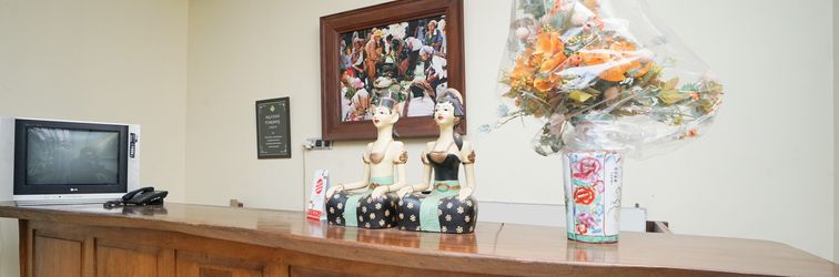 로비 OYO 1483 Hotel Bumi Bermi Permai