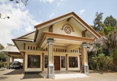 외관 5 OYO 1483 Hotel Bumi Bermi Permai