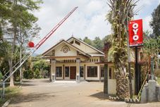 외관 OYO 1483 Hotel Bumi Bermi Permai