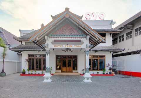 Exterior Trim Tiga Hotel