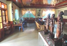 로비 5 GreenPark Village Guesthouse